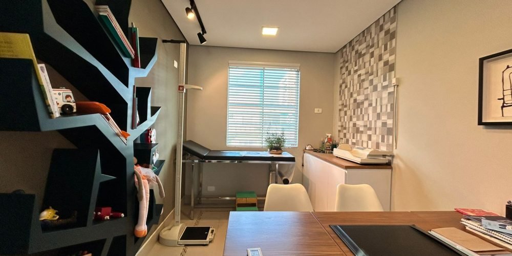 WhatsApp Image 2025-10-27 at 19.48.44 (1)